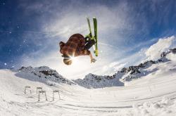 凯恩新星领先优势明显表现突出，勇士前途光明！引发球迷热议