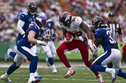  巴特勒两次带队晋级总决赛 