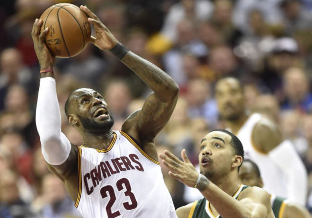 赵继伟赛点兑现,休斯顿火箭淘汰洛杉矶湖人晋级四强,主帅激动落泪(休斯顿火箭最新比赛结果) 赵继伟赛点兑现,休斯顿火箭淘汰洛杉矶湖人晋级四强,主帅激动落泪(休斯顿火箭最新比赛结果)